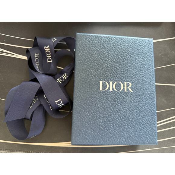 New Dior Accessory Box and Ribbon - Picture 1 of 2